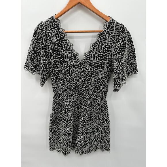 EXPRESS NWT Black & White Lace Eyelet Romper // S - Picture 11 of 16